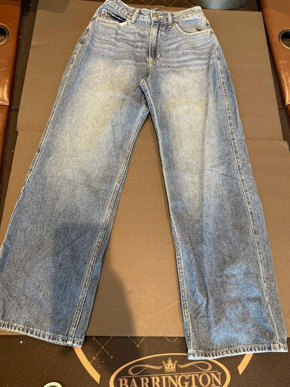 Hollister California Ultra High-Rise Baggy Jeans Womens